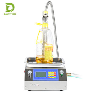 Machine de remplissage manuelle de liquides avec pompe à engrenages et balance pour eau, huile, vin, détergent, shampoing - Product Image 2