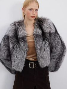 2025 giacca <span class=keywords><strong>corta</strong></span> da ragazza con <span class=keywords><strong>pelliccia</strong></span> di volpe naturale personalizzata da donna in vera <span class=keywords><strong>pelliccia</strong></span> di volpe - Product Image 5