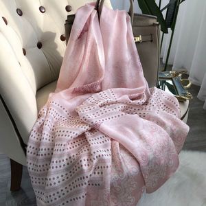 Elegante Chal Largo de Seda Mulberry, Talla Grande, Suave y Lujoso, para Mujer, Regalo para Fiestas, Uso Diario - Product Image 4