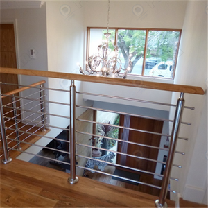 Encantadora barandilla de barra de bronce para terrazas de viñedos con acabado desgastado y soportes grabados en vid a juego Winery Vibe - Product Image 6