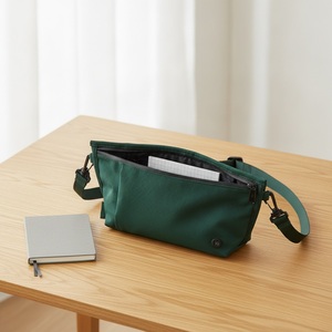 Bolsos cruzados pequeños de nailon impermeables con cremallera, ecológicos, ligeros, con múltiples bolsillos, para viajes diarios. - Product Image 5