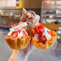 Porte-clés en caoutchouc et résine, modèle de cupcake de simulation, jouet, cadeau, porte-clés de voiture, breloque de sac, cordon