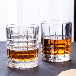 Vaso de Whisky Europeo de Cristal Transparente, Lujoso y Moderno - Product Image 4