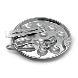 Ensemble de plaques d'escargot d'escargot en acier inoxydable portable <span class=keywords><strong>12</strong></span> <span class=keywords><strong>trous</strong></span> avec pince d'escargot et fourchette d'escargot pour la cuisine - Product Image 2