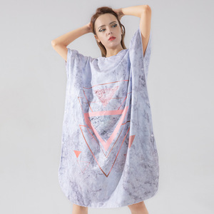 Serviette de plage en microfibre sans sable avec <span class=keywords><strong>poncho</strong></span> à capuche <span class=keywords><strong>Poncho</strong></span> de changement de <span class=keywords><strong>surf</strong></span> en polyester personnalisable compressé pour la vente en gros - Product Image 5