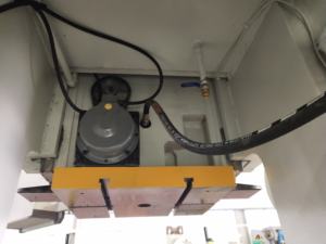 آلة ختم وثقب هوائية عالية الدقة بذراع واحد للألومنيوم - Product Image 6