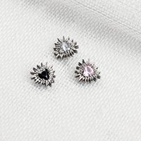 Piercing Labret en Titane Plaqué Or avec Zircon 10mm Cœur Tai Chi F136 pour Cartilage d'Oreille Bijou Corporel