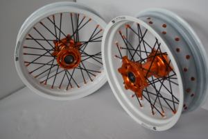 <span class=keywords><strong>EXC</strong></span> 125 <span class=keywords><strong>200</strong></span> 250 cc jante de moto 17 pouces pit bike supermoto roues en alliage 17 pouces pour <span class=keywords><strong>KTM</strong></span> quantité minimale de commande 1 ensemble - Product Image 3