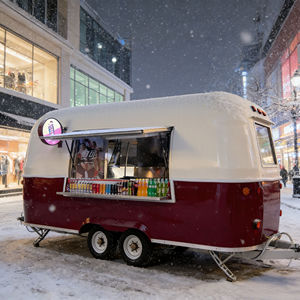 Camión de Comida Móvil Retro Rojo y Blanco para Helados y Comida Rápida, de Alta Visibilidad para Uso en Exteriores, de Acero Inoxidable, 13 pies de Largo - Product Image 5