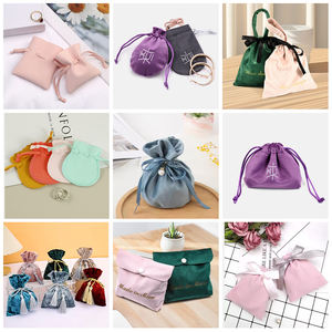 Eastsunshine Vente chaude OEM Logo personnalisable Pochette à bijoux à pression Haute qualité Noël Luxe Pochette à bijoux en velours avec estampage or - Product Image 4