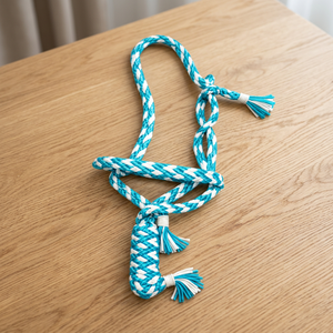 Cuerda Trenzada de Nailon Azul y Blanco Anudada a Mano para Caballo con Borlas, Tamaño Personalizable - Product Image 4