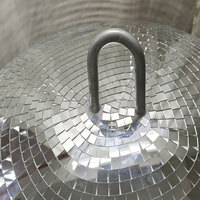 Grande discothèque en fibre de verre argentée artisanale de 100 cm pour une utilisation en intérieur/extérieur, yoga et présentation de fête