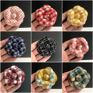 6.6cm cao cấp kẻ sọc Camellia kẹp tóc nhỏ hoa thơm Clip nhiều màu mạ hợp kim Trâm pins cho thời trang - Product Image 2