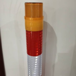 Luz Estroboscópica LED de Columna Reflectante con Energía Solar para Construcción de Carreteras y Advertencia Automática de Tráfico - Product Image 4