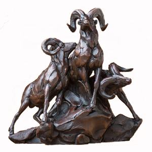 Sculpture <span class=keywords><strong>de</strong></span> mouton à cornes longues <span class=keywords><strong>de</strong></span> grande taille <span class=keywords><strong>de</strong></span> haute qualité, sculpture d'animal en bronze métallique, sculpture <span class=keywords><strong>de</strong></span> mouton à cornes longues - Product Image 1