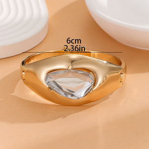 2024 nouveauté bijoux de mode conception exagérée plusieurs couches en métal <span class=keywords><strong>manchette</strong></span> large ouverte pour les femmes or <span class=keywords><strong>manchette</strong></span> bracelets femmes - Product Image 6