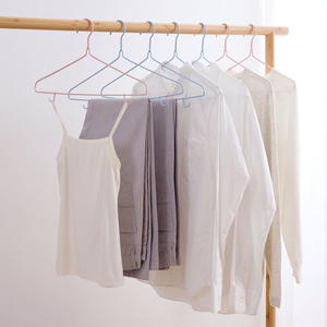Venta al por mayor de perchas de ropa para adultos de doble uso diseño de plástico sumergido para uso en seco y húmedo para estantes y rieles de ropa - Product Image 6