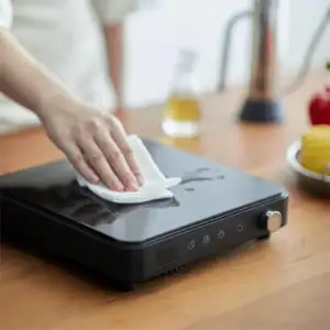 Kochplatte mit intelligenter Touch-Steuerung tragbarer Induktionskocher mit Tieftopf-Grillplatte einzelner elektrischer Induktionskocher