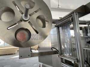 Machine à emballer d'étiquette <span class=keywords><strong>de</strong></span> <span class=keywords><strong>manchon</strong></span> rétractable <span class=keywords><strong>de</strong></span> bouteille <span class=keywords><strong>de</strong></span> chauffage <span class=keywords><strong>de</strong></span> <span class=keywords><strong>PVC</strong></span> automatique <span class=keywords><strong>de</strong></span> YB-TB200 avec l'emballage <span class=keywords><strong>de</strong></span> corps <span class=keywords><strong>de</strong></span> tête <span class=keywords><strong>de</strong></span> tunnel <span class=keywords><strong>de</strong></span> vapeur - Product Image 3