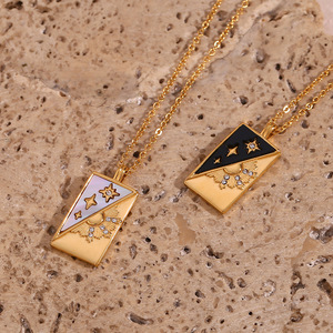 Nuova carta dei tarocchi Vintage in acciaio inossidabile placcato collana in oro 18K Sun Star Moon Fashion Design bianco nero fabbrica all'ingrosso - Product Image 2