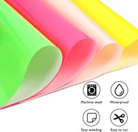 Resplandor en la oscuridad 3D Puff vinilo transferencia de calor luminoso fluorescente HTV Puff vinilo para camisetas Vinyle fluorescente lumineux