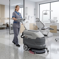 Nettoyeur de sols compact autoporté XD30, largeur de nettoyage 380 mm, alimenté par batterie 24V 45Ah, 1200 ㎡ Efficacité pour les cliniques dentaires