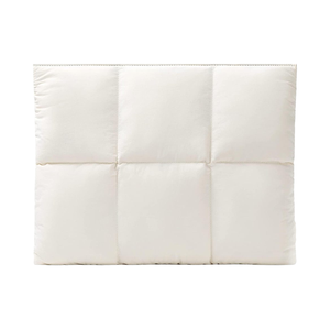 Housse d'ordinateur portable en polyester matelassée personnalisée 13/14 pouces, imperméable, courbe physiologique du dos pour MacBook Air/MacBook Pro - Product Image 1