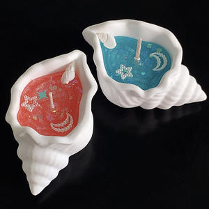 Caixa de Presente com Vela Aromática Artesanal de Cera de Gelatina em Formato de Estrela-do-mar e Concha, Aroma Oceânico - Product Image 3