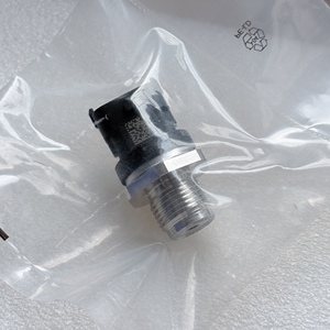 Sensore di Pressione Carburante Common Rail di Alta Qualità 1800 Bar 0281006018 per Mazda BT50 <span class=keywords><strong>Pickup</strong></span> <span class=keywords><strong>Ford</strong></span> <span class=keywords><strong>Ranger</strong></span> Everest - Product Image 3