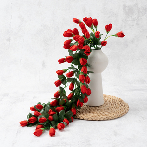Decoración de Pared con Mini Tulipanes de Seda Estilo Instagram para Paredes de Tiendas de Té con Leche, Bodas, Eventos Comerciales y Festivos - Product Image 6