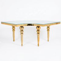 Tables de mariage modernes et élégantes en métal doré en forme de demi-lune avec plateau miroir, fabriquées en Chine, pour l'ameublement d'événements