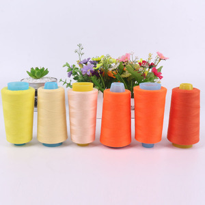 Precio de fábrica Colores 402 Hilo DE COSER Poliester 502 5000Y Máquina <span class=keywords><strong>industrial</strong></span> <span class=keywords><strong>Hilos</strong></span> de acolchado de alta velocidad <span class=keywords><strong>para</strong></span> <span class=keywords><strong>Overlock</strong></span> - Product Image 2