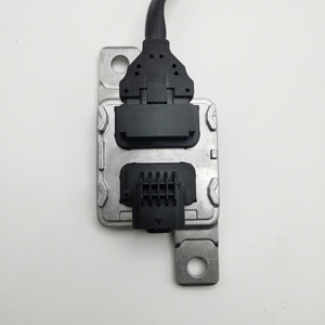 Capteurs d'oxygène et d'azote SNS463 4M0907807R pour Cu Mmins DA F Merce Des Z Scan VOL Vo Voiture particulière - Product Image 2