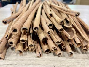 Écorce de cannelle crue du Vietnam forte-Sel parfumé et propre-Séchage-Conservé pour les épices et les herbes Utilisation de la transformation des aliments - Product Image 4
