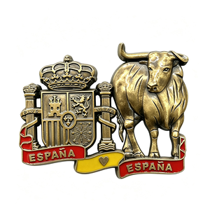 Aimant de réfrigérateur personnalisable de haute qualité <span class=keywords><strong>Espagne</strong></span>, souvenirs touristiques Taureau espagnol et blason national - Product Image 1