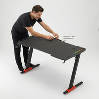 Bureau d'ordinateur pour jeux et bureau AOR ZS-R5 avec éclairage RGB, porte-gobelet, plateau pour écouteurs, surface en bois, noir