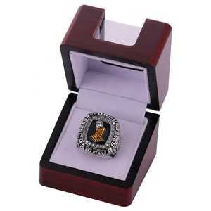 Vente en gros de bagues de basket-ball personnalisées pour hommes, boîte-cadeau d'affichage 2012 <span class=keywords><strong>Wade</strong></span> <span class=keywords><strong>Miami</strong></span> Heat Championship Ring Style classique Linghu - Product Image 4