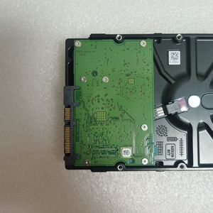 Disco Duro Mecánico Interno de Clase Empresarial <span class=keywords><strong>ST4000NM0035</strong></span> de 4 TB, SATA, 7200 RPM, Interfaz SAS Usada para Aplicaciones de Servidor - Product Image 5