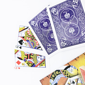 G1383 The Phantom Queen, accesorios de magia Kingmagic, barajas de cartas, técnicas de póker, actuaciones en festivales. - Product Image 5