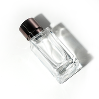 Vente en gros 30ml 50ml 100ml emballage de luxe cristal parfum carré rechargeable fond épais verre vide bouteille de parfum