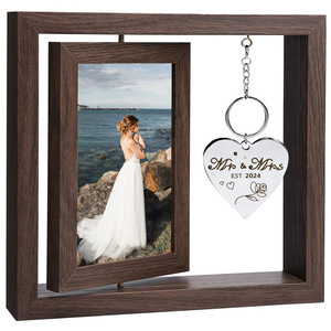 El marco <span class=keywords><strong>de</strong></span> madera rústico giratorio tiene dos <span class=keywords><strong>fotos</strong></span> <span class=keywords><strong>de</strong></span> 4x6 pulgadas <span class=keywords><strong>con</strong></span> colgante <span class=keywords><strong>de</strong></span> corazón DIY mensaje marco <span class=keywords><strong>de</strong></span> <span class=keywords><strong>fotos</strong></span> <span class=keywords><strong>de</strong></span> madera giratorio - Product Image 5
