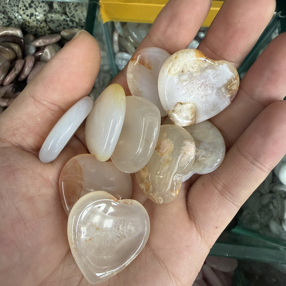 agate cerise