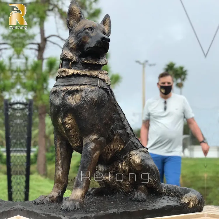 Levensgrote Aangepaste Dieren Sculpturen Bronzen Hond Standbeeld Van Duitse Herder