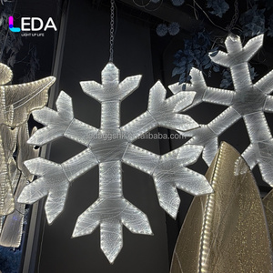 Lumières LED Flocon de Neige Décorations de Noël Éclairage Motif Flocon de Neige Décoratif pour Fêtes et Célébrations - Product Image 1
