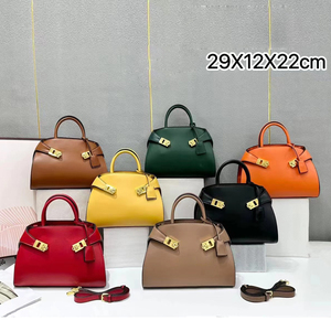 Nuova Elegante Borsa a Tracolla in Pelle da Donna con Cinturino Regolabile, Chiusura a Cerniera e Fodera in Poliestere, Elegante Valigetta da Donna - Product Image 2