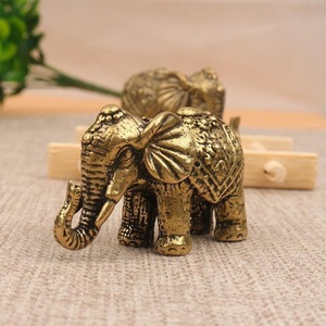 ชิ้นงานตกแต่งรูปช้างทองเหลืองแท้ 1 ชิ้น ดีไซน์สร้างสรรค์ เสริมสิริมงคล ใช้ตกแต่งบ้าน วางบนโต๊ะ หรือเป็นของขวัญ ขายส่ง - Product Image 5