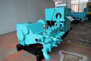 BW 390 BW200 <span class=keywords><strong>Falcon</strong></span> Triplex Çamur Pompası 1 Yıl Garantili ve Raporlama Makineleriyle - Product Image 2