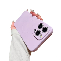 Étui de téléphone de haute qualité en silicone souple magnétique, étanche, antichoc, tendance streetwear pour 17 Pro Max, logo personnalisé
