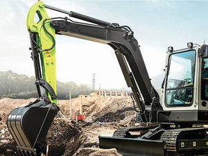 Modèle populaire ZE60G ZE60GA, mini-excavatrice sur chenilles de 6 tonnes, moteur <span class=keywords><strong>YAN</strong></span>-<span class=keywords><strong>MA</strong></span>, mini-pelleuse en stock - Product Image 3