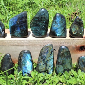 Vente en gros de pierre <span class=keywords><strong>Labradorite</strong></span> bleue polie de forme libre pour décoration cadeaux sculpté gravure souvenir d'amour - Product Image 3